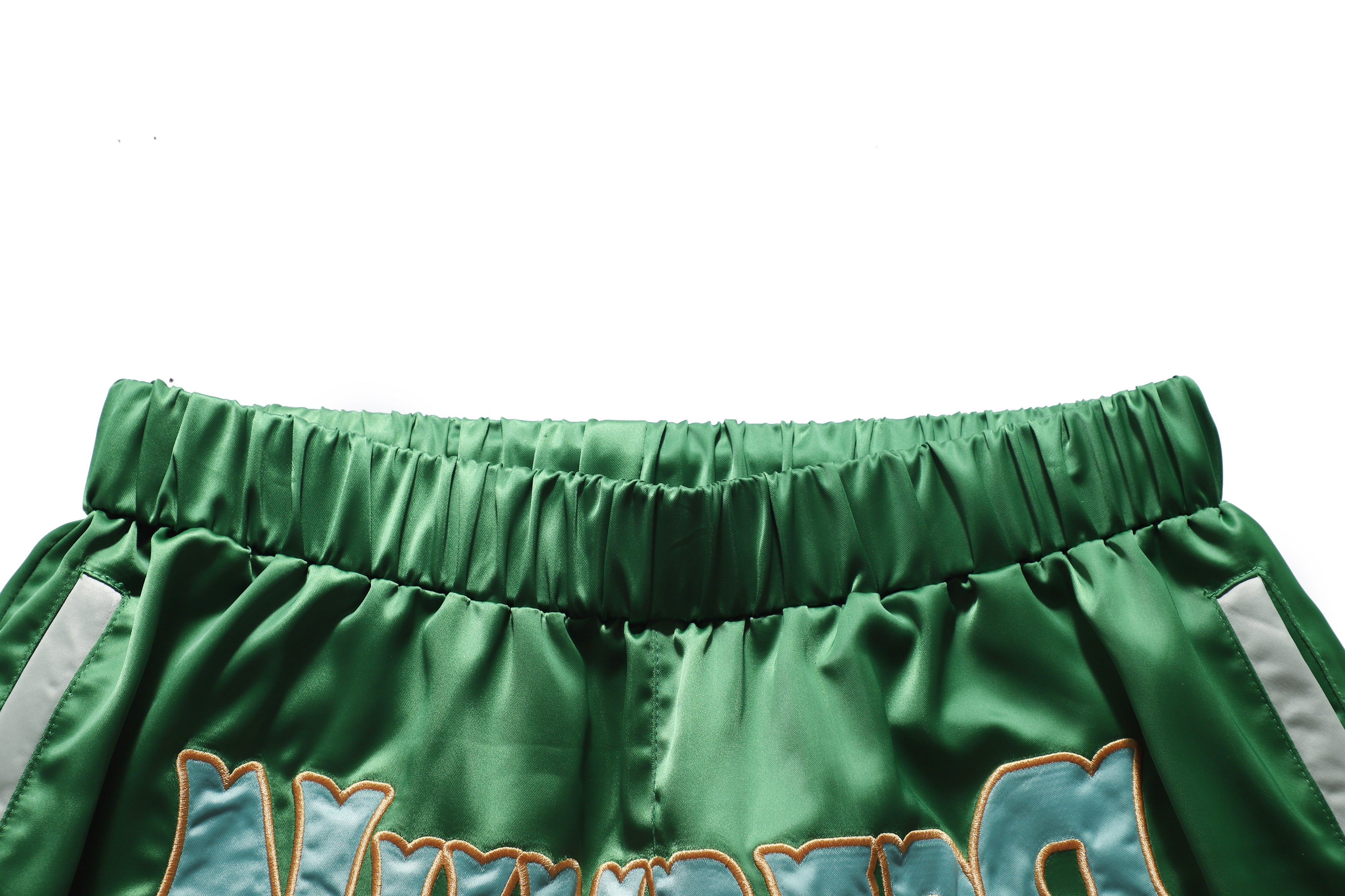 NR GREEN LOGO SHORT