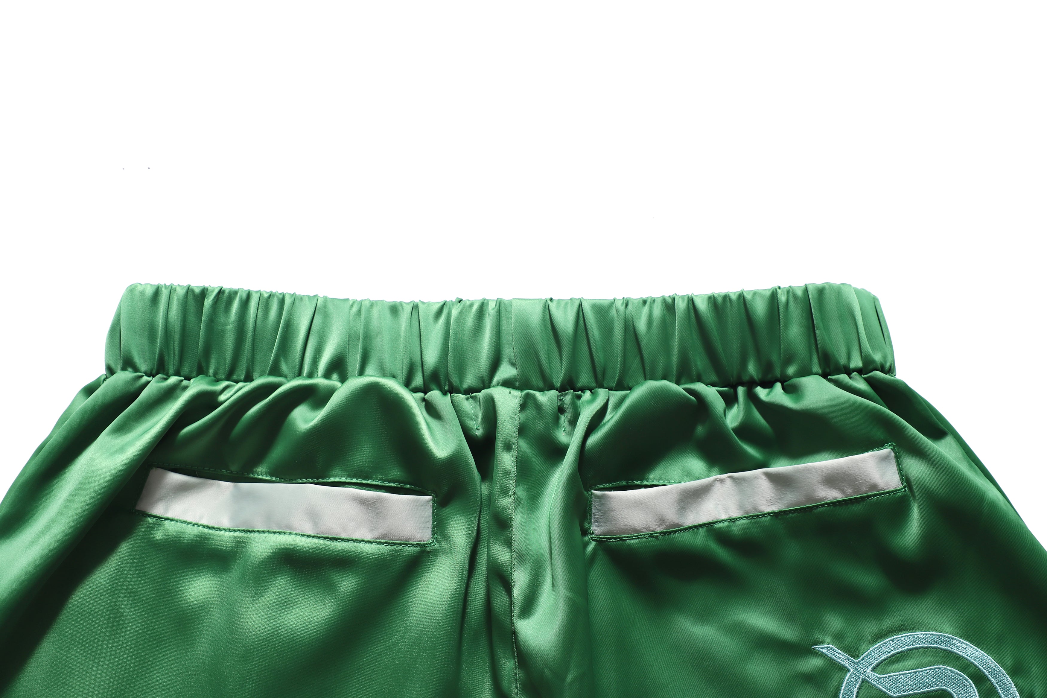 NR GREEN LOGO SHORT